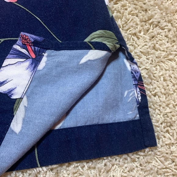 Caribbean JoE Hawaiian women’s SZ 2X short sleeve navy floral brown button - Picture 8 of 15